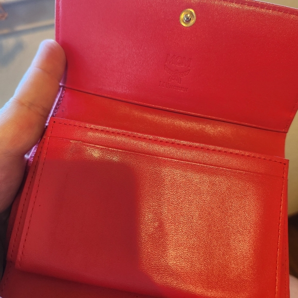 💯 AUTHENTIC MCM WALLET - Picture 11 of 16